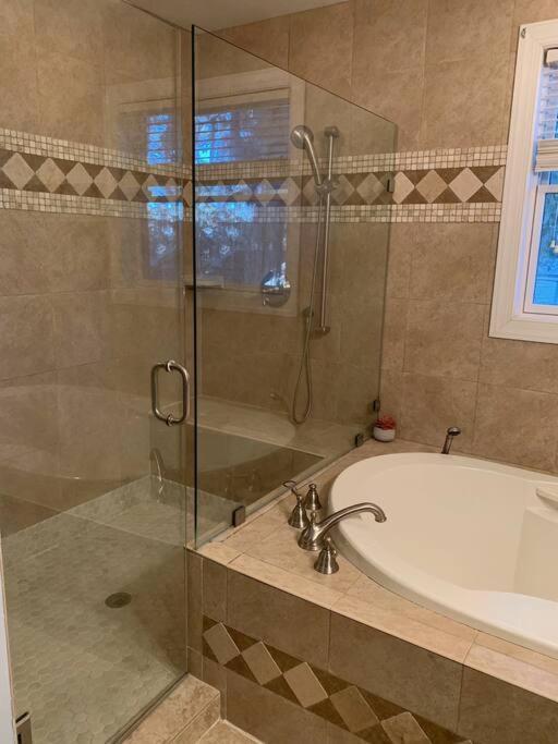 Entire Home! Waterfront And Trail-Backing! Beaufort Eksteriør bilde